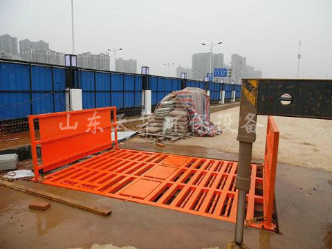 點擊查看詳細信息<br>標題：中鐵城建集團第十項目部太原項目洗車機 閱讀次數：2412